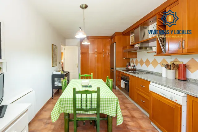 MAGNÍFICO CHALET EN URB. SUEÑOS DE CADIMA, ALHENDIN — 14