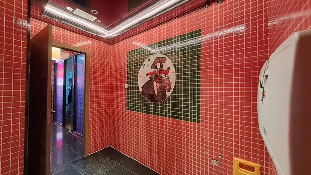 ¡Oportunidad! Gran Local de Restauración en Venta — 13