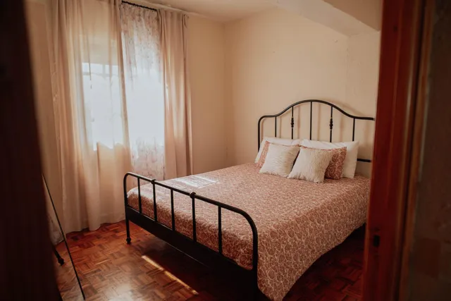 Amplio y luminoso chalet independiente con piscina, terrazas y apartamento con entrada propia — 20