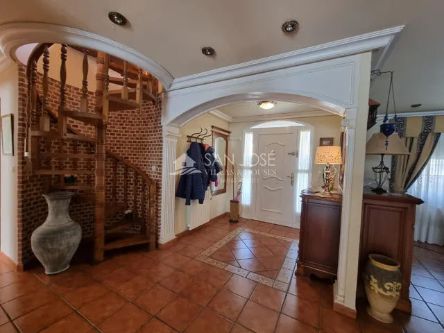 SE VENDE VILLA DE LUJO EN HONDON DE LOS FRAILES — 12