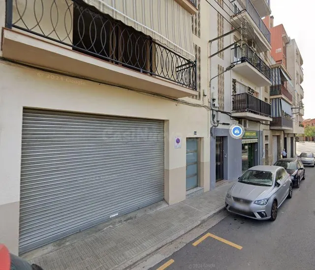 Se vende piso OKUPA en Calella de Mataró (Barcelona).