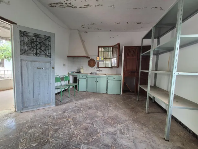 CASA EN EL CAMPO CERCA DEL PUEBLO — 42