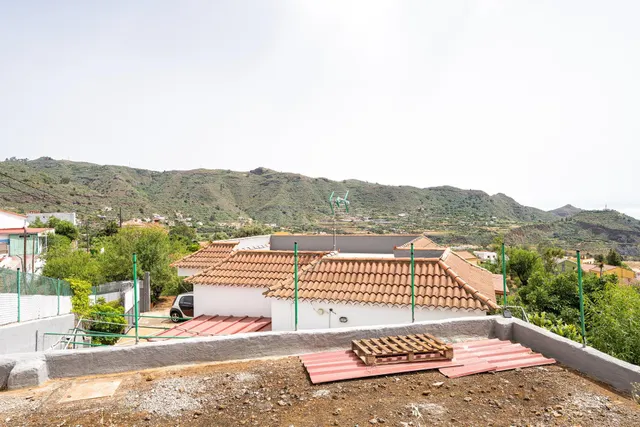 Chalet independiente con terreno rodeada de naturaleza y con - foto 4
