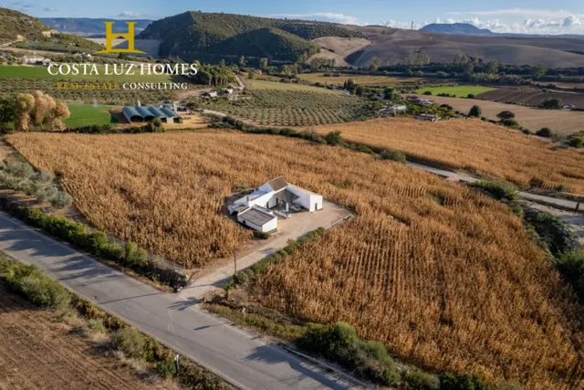CASA DE CAMPO EN ARCOS DE LA FRONTERA