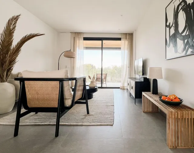 APARTAMENTO DE 2 DORMITORIOS EN LA EXCLUSIVA ZONA DE LAS COL