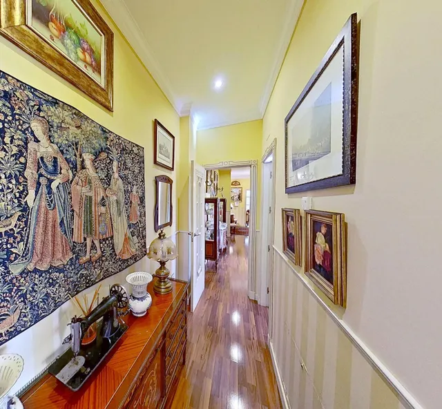 EXCELENTE PISO EN CALLE REJAS DE LA VIRGEN — 35