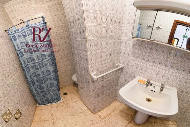 Piso de 5 dormitorios en el corazón de Cartaya — 31
