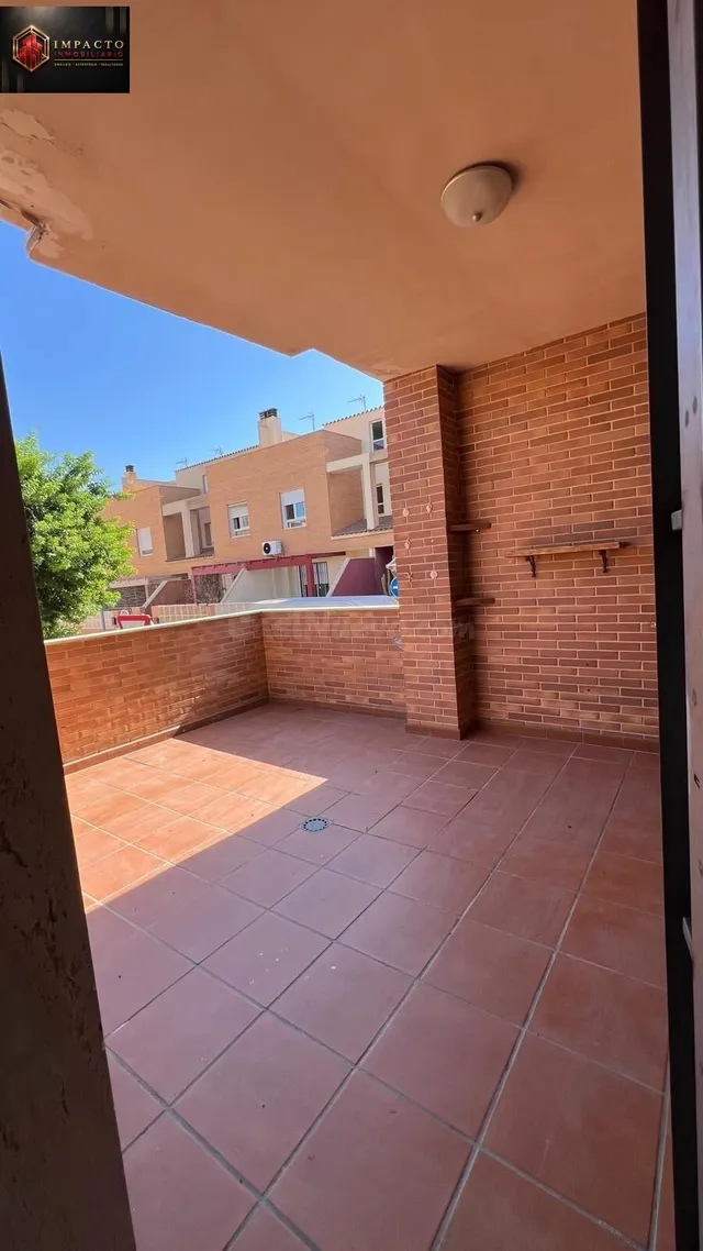 Amplio Chalet en Huercal de Almería con Piscina y Vistas - foto 5