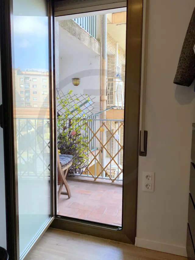 Amplio Piso en Vallparadís con parking incluido — 44
