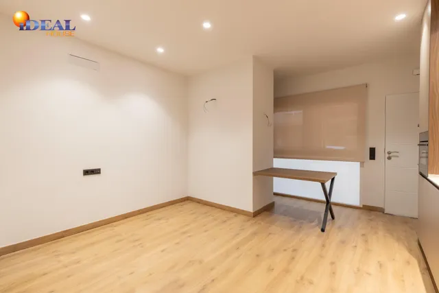 MODERNO ESTUDIO TIPO LOFT EN URBANIZACIÓN VILLA PINEDA - ZONA VILLAREJO — 9