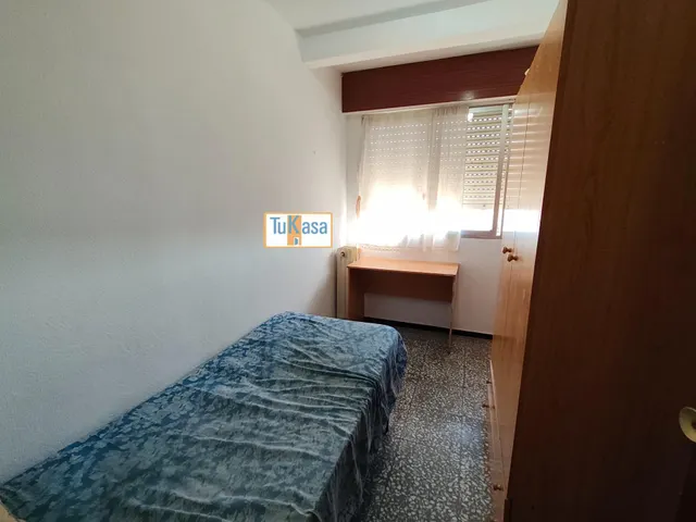piso en Venta Centrico, a escaos metros de la Cruz de los Caidos, Cáceres — 17