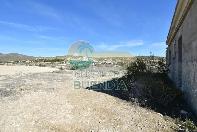 CASA DE CAMPO DE NUEVA CONSTRUCCIÓN EN VENTA - foto 5