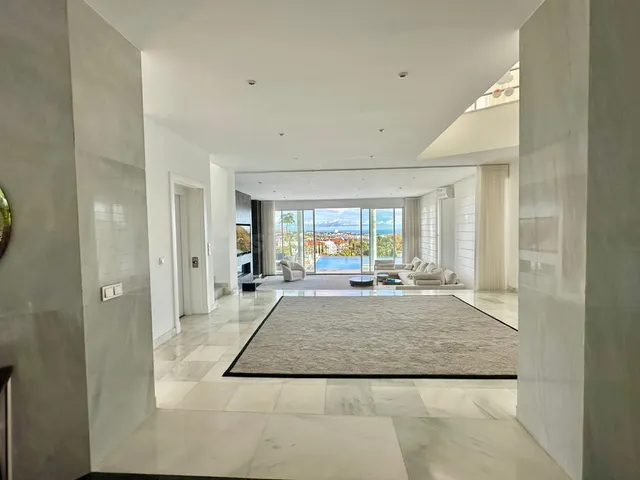 Chalet 4 habitaciones 350m² en venta - El Madroñal — 4