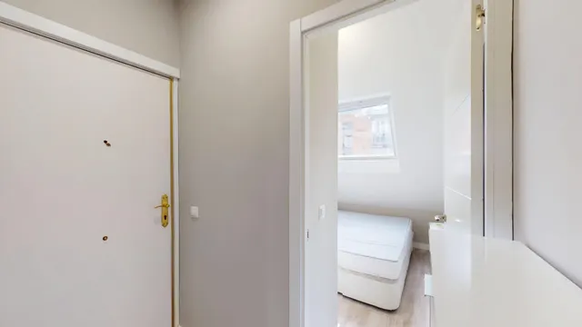 SERVICHECK ALQUILA ATICO DE 1 habitación EN CIUDAD LINEAL — 14