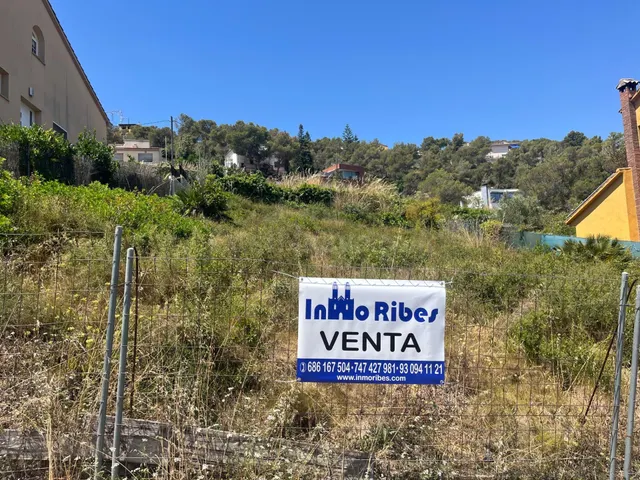 Se Vende Parcela para Edificar Casa en Urbanización Californ