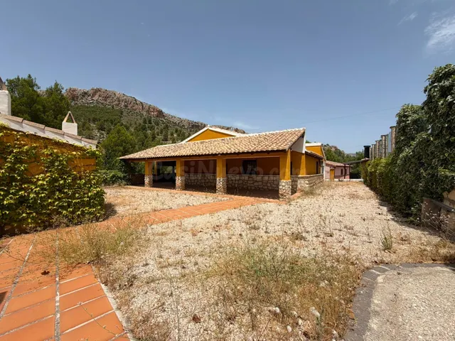 CASA EN NERPIO IDEAL PARA DESCONECTAR - foto 2