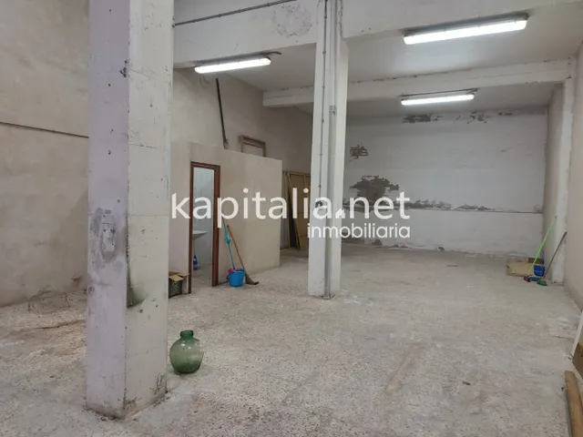 LOCAL COMERCIAL A LA VENTA EN BOCAIRENT — 6