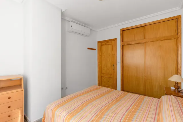 Oportunidad junto a la playa de los Locos, 2 dormitorios piscina y garaje — 15