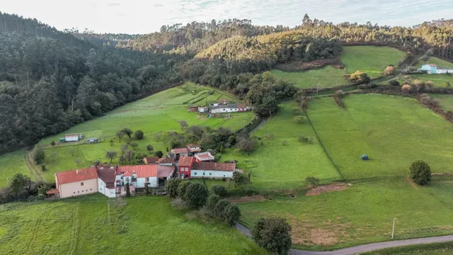 ¡Oportunidad única en Ambás (Carreño)! Espectacular finca llana edificable de 3.916 m2 con posibilidad de 2 viviendas independientes — 6