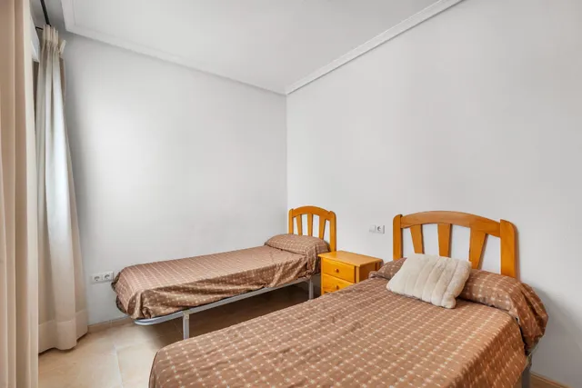 Piso céntrico y muy luminoso con garaje y un comodísimo trastero en tu misma planta — 18