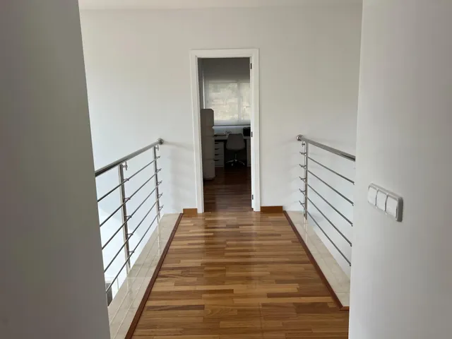 FINCA RÚSTICA EN VENTA CON PISCINA Y JARDÍN — 34