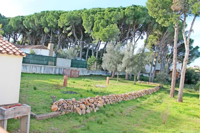 Exclusiva parcela edificable en L'Escala con gran potencial 