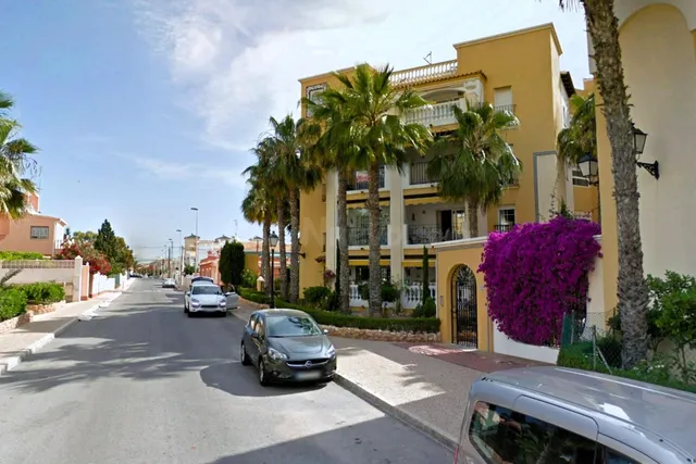 Maravilloso apartamento (aprox. 94 m2 - 1ª planta) en la popular Aldea del Mar con gran zona de piscina. Amplio balcón al sureste y a solo 400 m de la Playa de los Locos. — 39