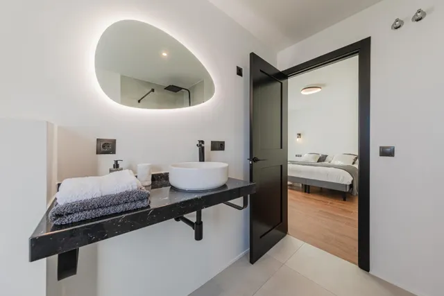 Exclusividad, diseño y privacidad en una de las mejores zonas residenciales de Sevilla — 39