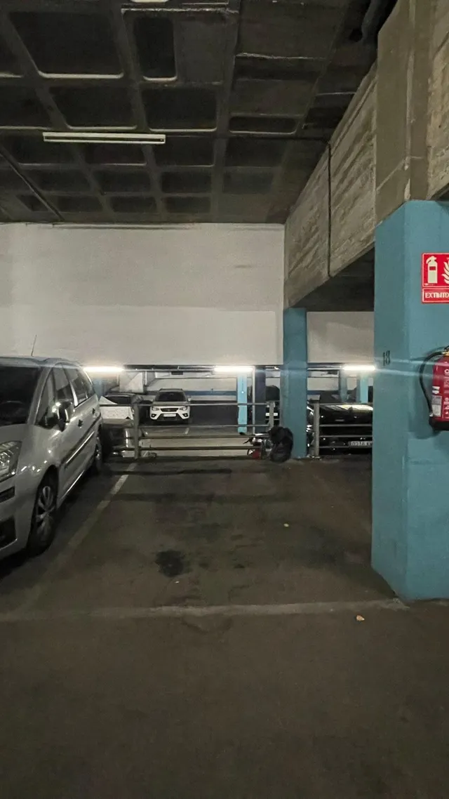 PARKING EN LA ZONA DE VERDUN — 2