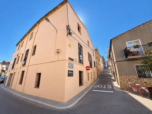 Casa histórica con grandes espacios en Llançà — 19