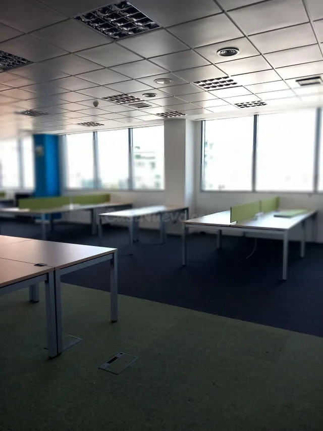 CASTILLA, OFICINA EXTERIOR- DIAFANA 533m2, Excelente Luz Nat - foto 2