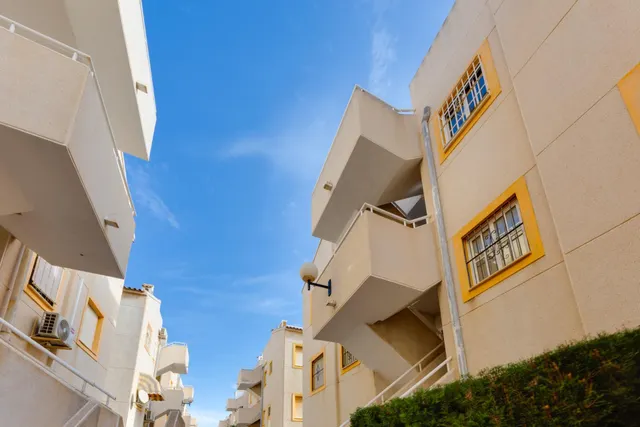Luminoso apartamento, con gran solárium privado y vistas, en "La Mata", Torrevieja — 43
