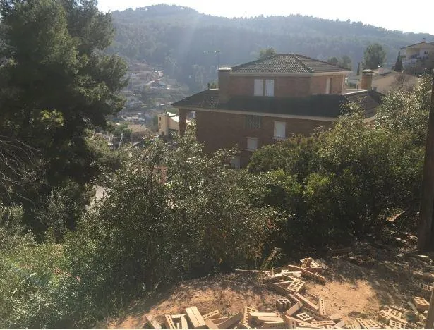 Parcela urbana en venta en Corbera de Llobregat – Urbanización Creu de Sussalba — 6