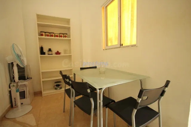 ¡Apartamento Singular en Planta Baja para Estancias Cortas! - foto 5