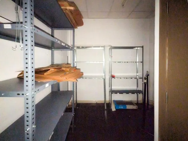Local Comercial — 11