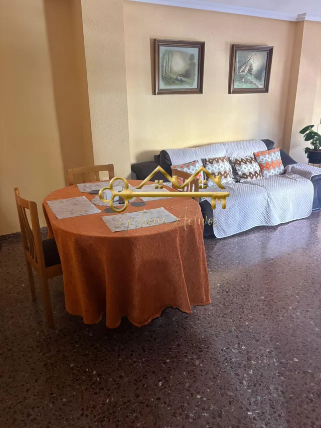Piso amplio en zona Dos de Mayo — 13