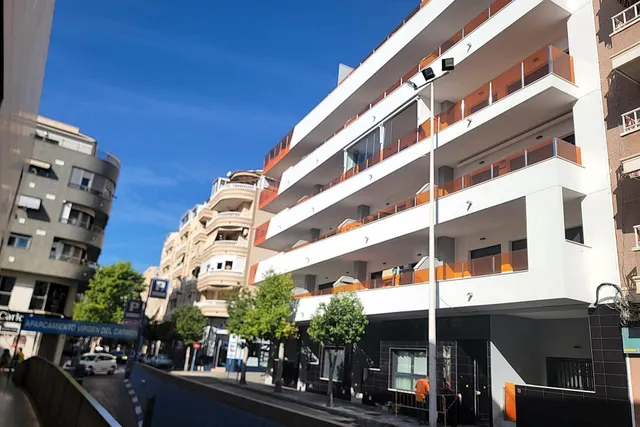 Apartamento moderno (desde 2024 - 148 m2 - 1.ª planta) en Alegria XVIII con piscina interior, sauna y gimnasio, en pleno centro de la ciudad, ¡a tan solo 300 m de Piscinas Naturales/Playa del Cura! — 45