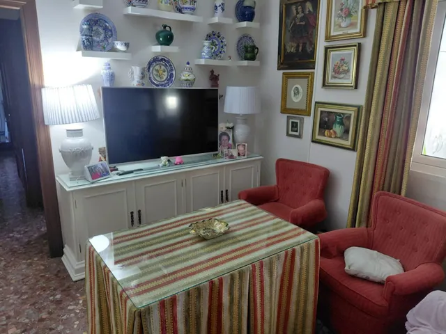 Amplio piso de 5 habitaciones — 16