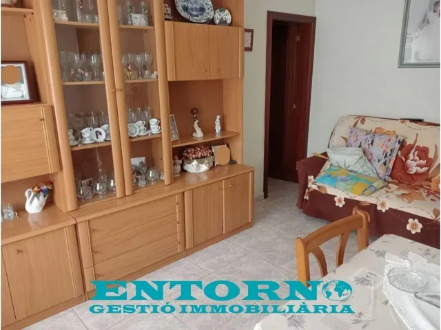 ¡Tu nuevo hogar en el corazón de Mollet del Vallès por solo €185,000! — 7
