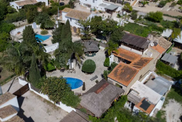 Villa 4 habitaciones 346m² en venta - Partida Comunes-Adsubi - foto 3