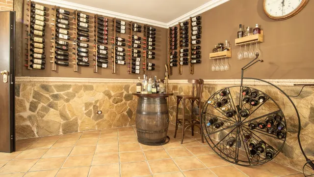 Chalet en sax buena zona para vivir todo el año. — 28