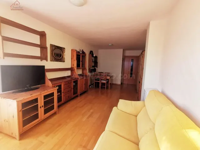 ¡Hermosa vivienda de 3 dormitorios con plaza de garaje y piscina comunitaria en urbanización privada en Valdemoro! — 5