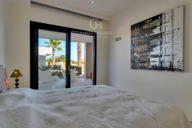 Villa vitalis · arquitectura, luz y bienestar privado frente al montgo javea — 33