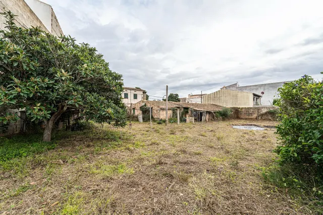 Casa con terreno con opción a desarrollo plurifamiliar — 18