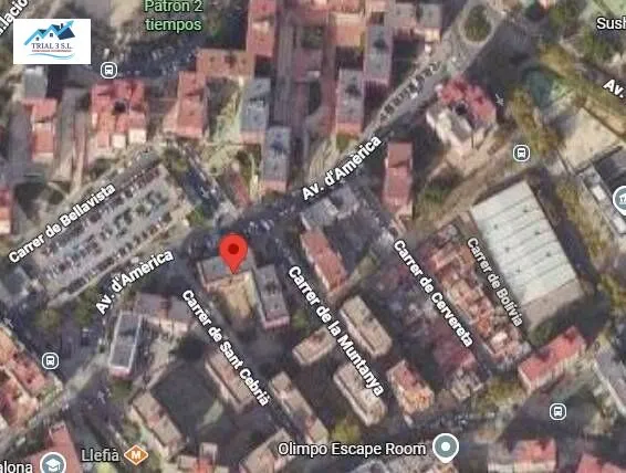 VENTA DE PISO EN BADALONA. — 2