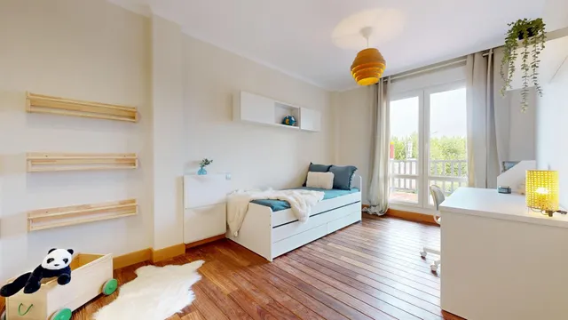 CHALET BIFAMILIAR A ESTRENAR EN VILLASANA DE MENA — 28