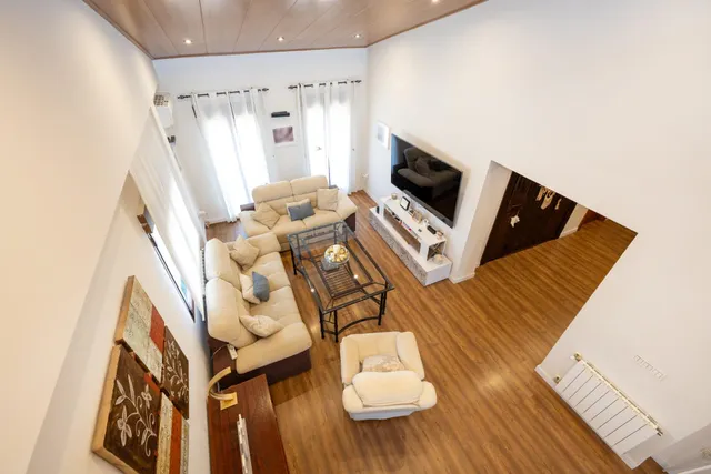 CHALET DE ENSUEÑO EN URB. VIÑA DEL REY, OTURA — 12