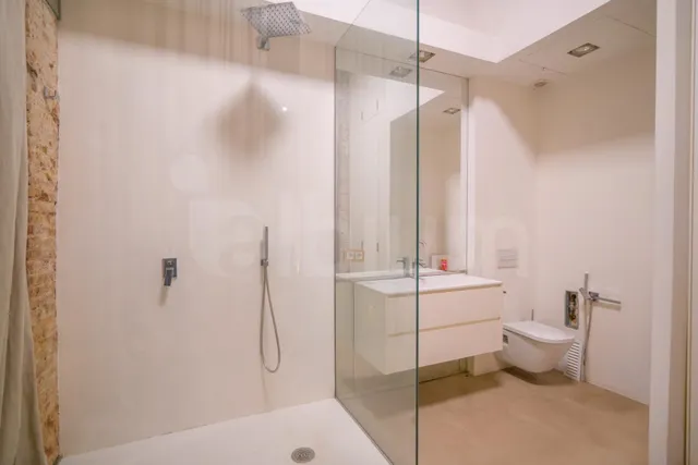 EXCLUSIVA OFICINA DE DISEÑO DE 226 M2 EN EL CORAZÓN DEL BARRIO GÒTIC — 26