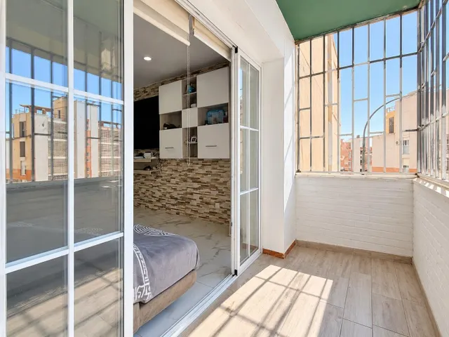 Acogedor Piso Reformado en La Florida - Málaga por €185,000 — 9