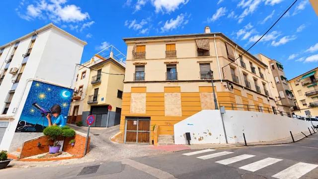 ¡FANTÁSTICO ÁTICO-DÚPLEX CON AMPLIA TERRAZA A UN PASO DE LA CATEDRAL! — 28
